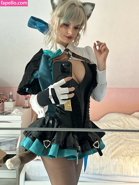 Avygenki ヌード女優 アーカイブ