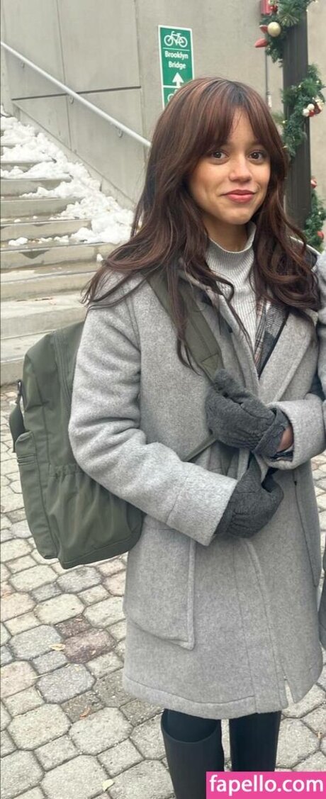 オイルを塗った巨乳オンリーファンズ 素敵 画像