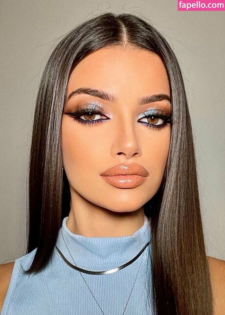 Fabiola Baglieri ポルノスター アート ギャラリー