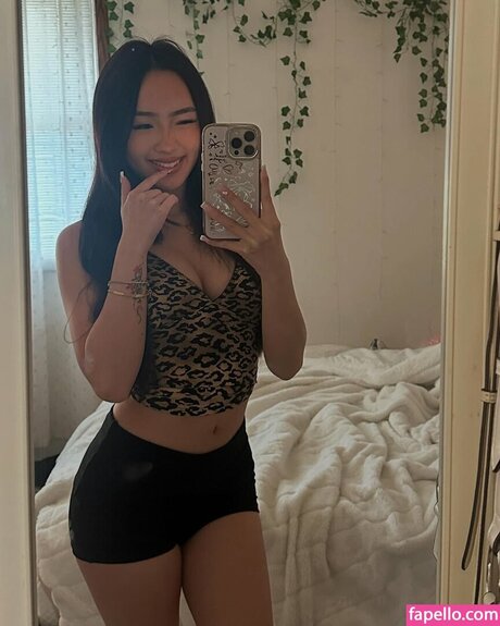 Daisy Chang ヌードスター ギャラリー