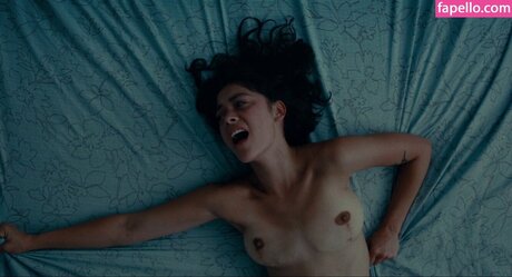 Blu Hunt エロティックなスター 画像