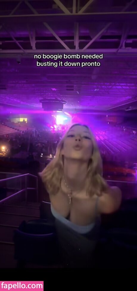 kayla wiggins アダルトモデル ギャラリー