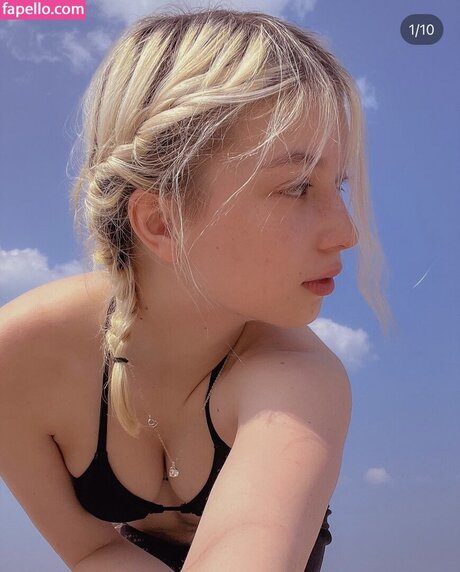 kayla wiggins 写真集