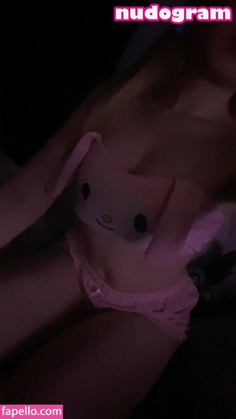 大きなプッシー唇オンリーファンズ xxx 画像