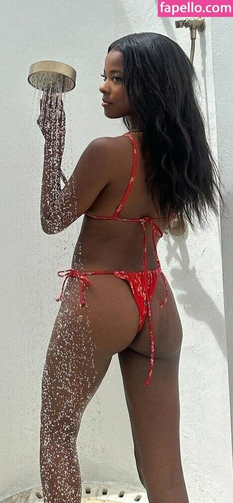 allieredmondd 美しいスター ギャラリー