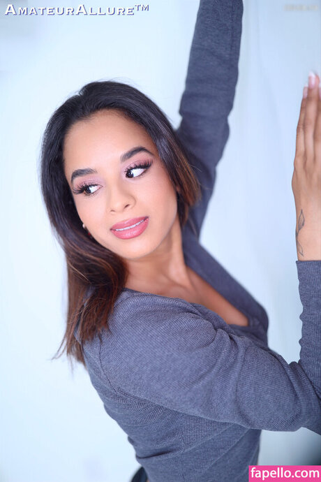 Isabella Jules ヌード女優 写真