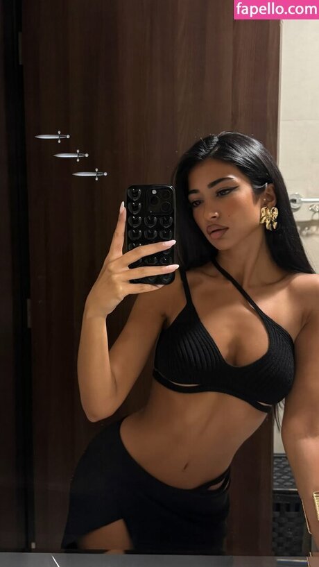 フェイシャルオンリーファンズ ホットセックス 写真