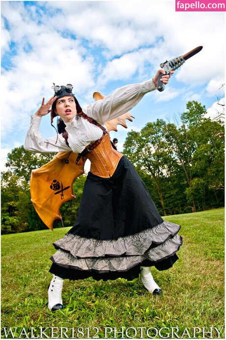 巨乳オナニーオンリーファンズ ホットヌード 写真