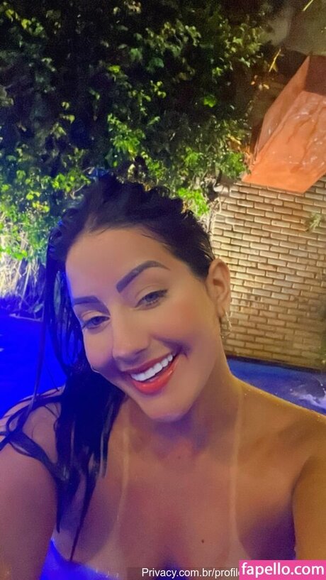 足 熟女 オンリーファンズ 美しいヌード 画像