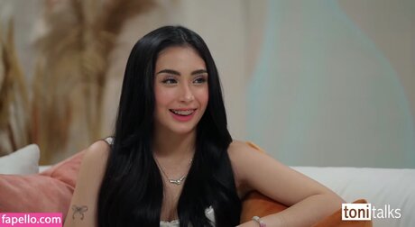 Bea Borres ポルノスター トップ 写真