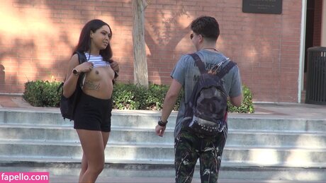 savage sash 裸のモデル 画像