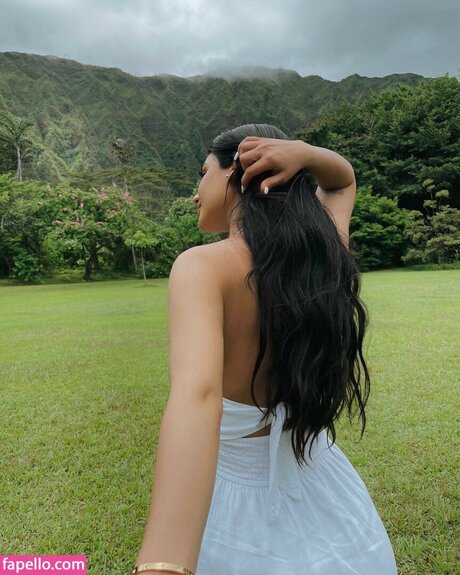 Zenoviajafar ヌードモデル アーカイブ