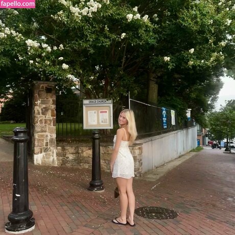 Lucia Marie スター ヌード ギャラリー