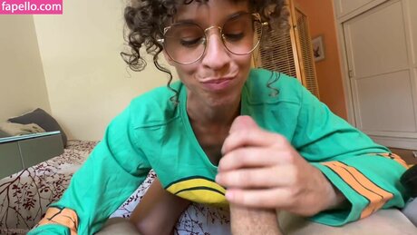 VibeWithMolly エロティックモデル 写真