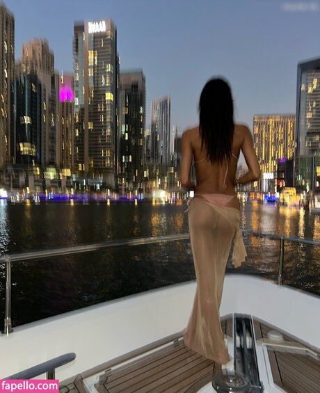 フィットネスベイビーオンリーファンズ ホット 写真