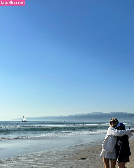 Alexa Blair Robertson 完璧なモデル アーカイブ