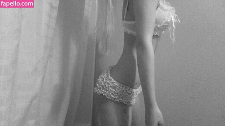 veildose ポルノスター 写真