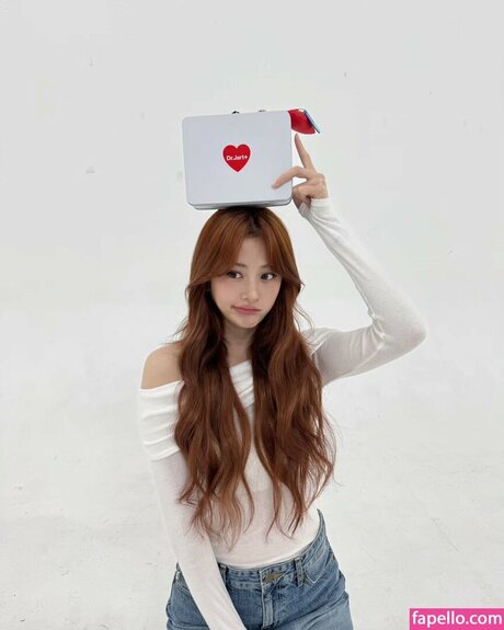 Huh Yunjin_ 美しい女優 写真