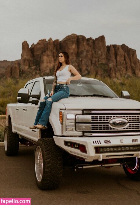 meganhailey 無料のポルノスター ギャラリー