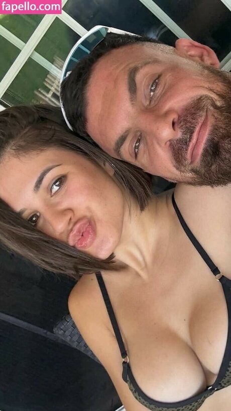 Dreamanzano エロティックなポルノスター 写真