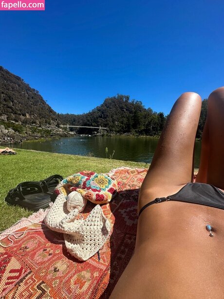 Req Cassadventures トップモデル 写真