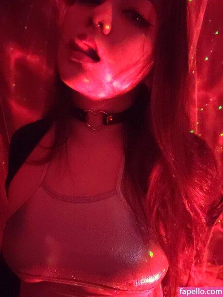 ssbbw オンリーファンズ セクシーxxx 写真