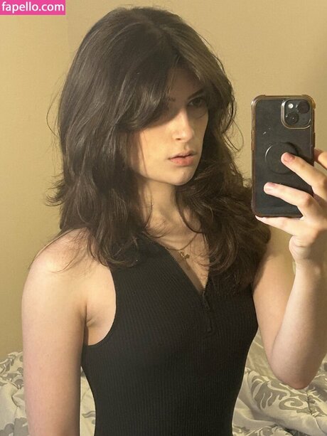 Squirtstain セクシーモデル 写真