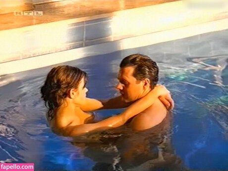 Marie B umer ポルノモデル 画像