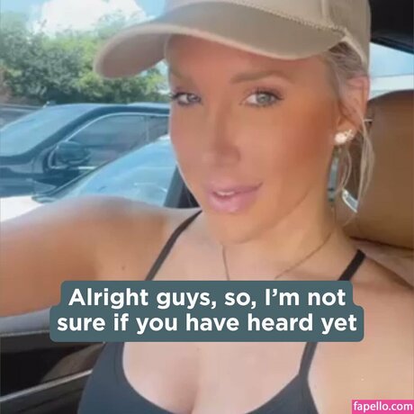 Savannah Chrisley ポルノスター 写真