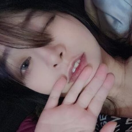 Angelakuo ポルノスター ヌード 写真