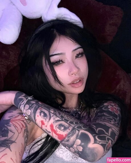 eggspringroll ヌードのポルノスター ギャラリー