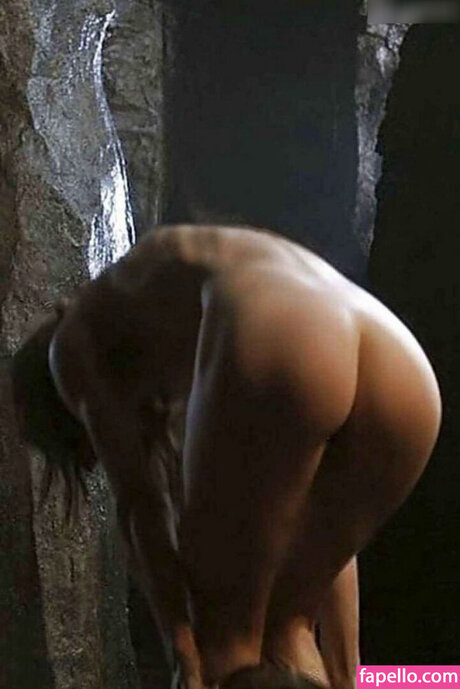 Rose Leslie 無料スター 写真