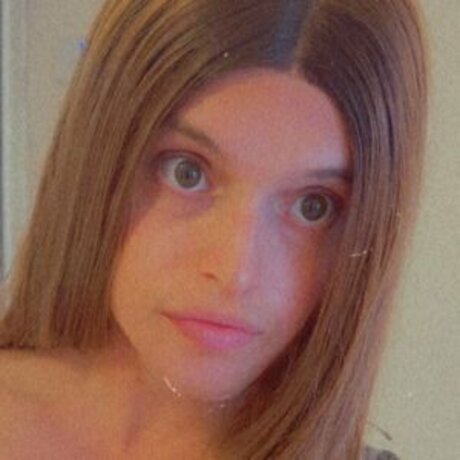 アマチュアペッギングオンリーファンズ 無料ヌード 写真