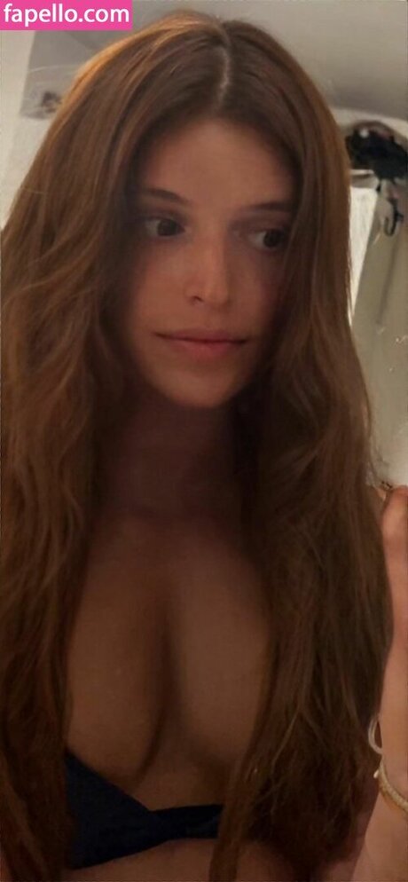 CCashley ポルノスター 写真