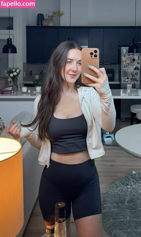 Johnie Maraist ポルノモデル アーカイブ