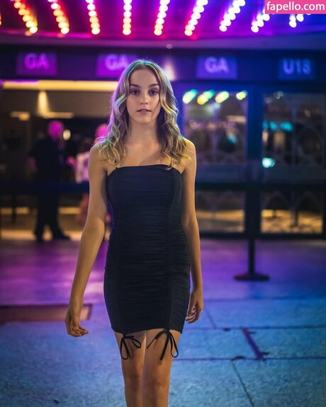 Nicola Crisa ポルノスター セクシー 画像