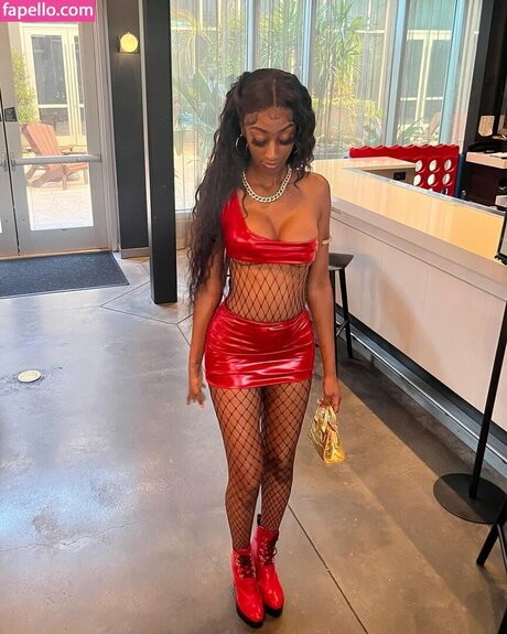 Nia Bia ポルノスター セックス ギャラリー