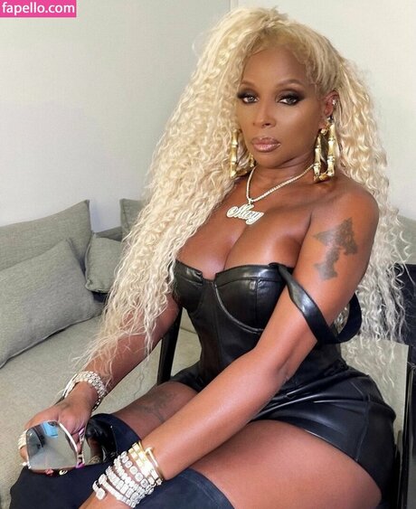 Mary J Blige トップモデル 写真