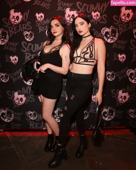 Bailey Meyers 無料モデル ギャラリー