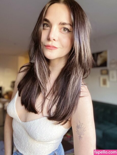 Bailey Meyers ホットスター 写真