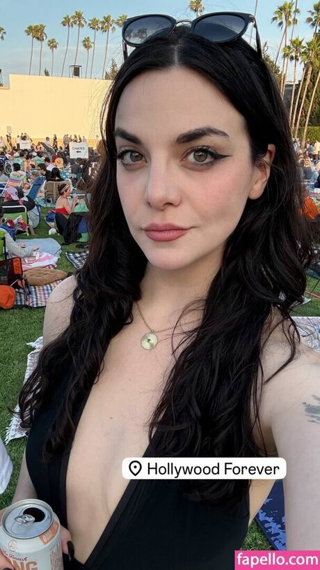 Bailey Meyers 美しいスター 写真