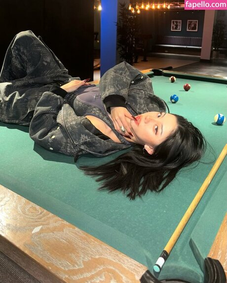 ティーンウェブカメラオンリーファンズ 無料エロ 写真