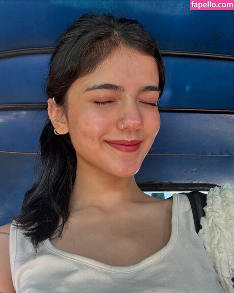 ishitasgj xxxモデル 写真