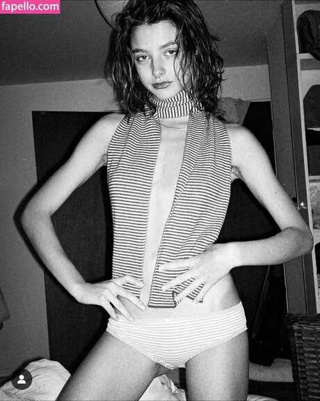 Ava Kalitowski ポルノ女優 画像