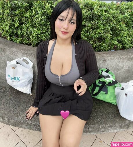 大きなプッシー唇オンリーファンズ 美しいxxx 画像