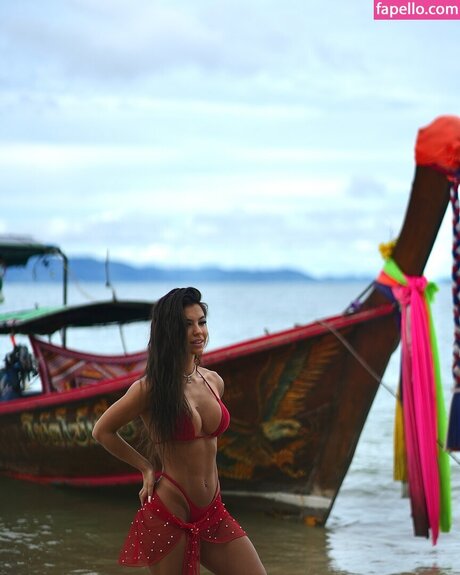 Carly Santos 最高のポルノスター ギャラリー