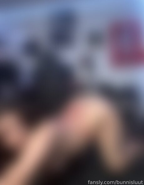 bunnisluut かわいいポルノスター 写真