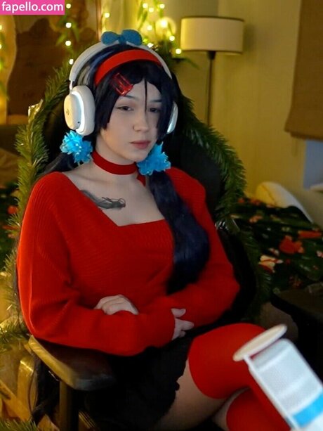 お尻を広げるオンリーファンズ エロ ギャラリー