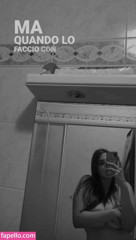 Manuela Mulligh 女優 写真