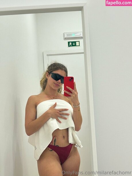 Mila Refacho 素敵なポルノスター 写真